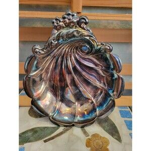 Vintage Lunt M-8 Silver Plate Eloquence Shell Scallop Bowl Dish Victorian Fancy
